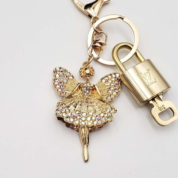 100% Auth Louis Vuitton Lock & Key with unbranded Bagcharm, Keycharm, Keychain - Picture 5 of 7